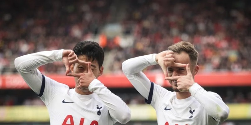 Tottenham Hotspur | Sức Mạnh Của ‘Gà Trống’ Thành London 5 Lịch sử đã công nhận Tottenham là 1 trong 5 đội khai sinh ra Premier League