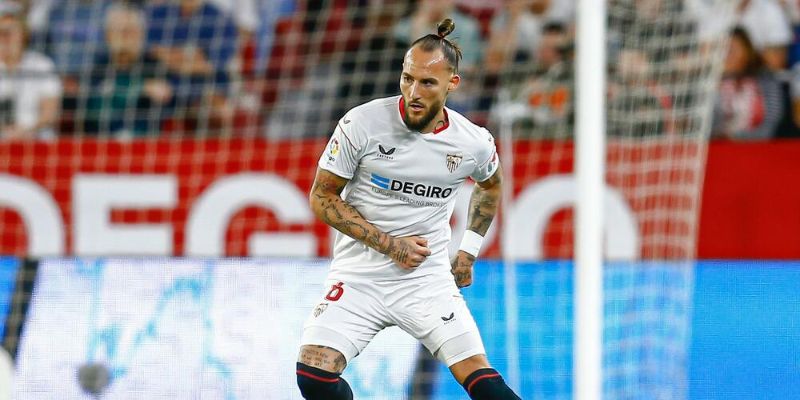 Tiểu Sử Nemanja Gudelj - Tiền Vệ Toàn Diện Đáng Ngưỡng Mộ 3 Nemanja Gudelj có lối chơi cực kỳ thông minh